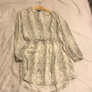 Xs cream Hilary Ridley snake print dress